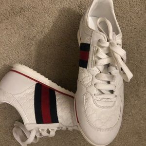 Gucci women’s 6.5 sneakers